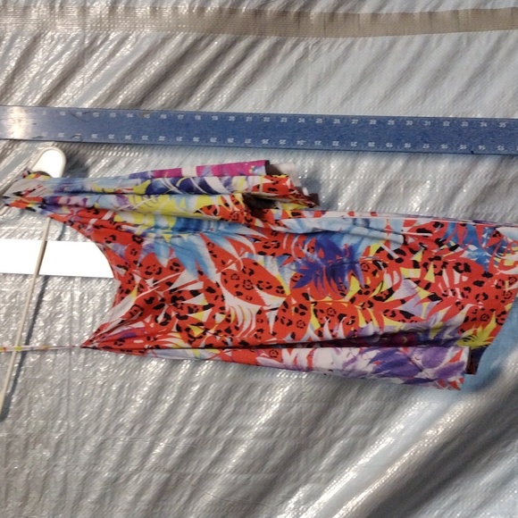 Fun One Shoulder - Picture 3 of 4